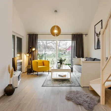 Stodola Na Vsi Tatil Evi Poděbrady